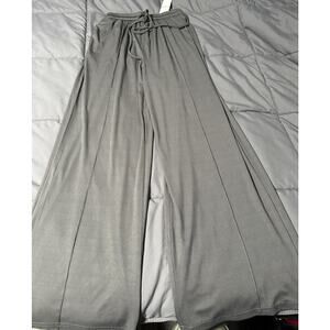 YOZY Women's All Seasons Wideleg Pants Small